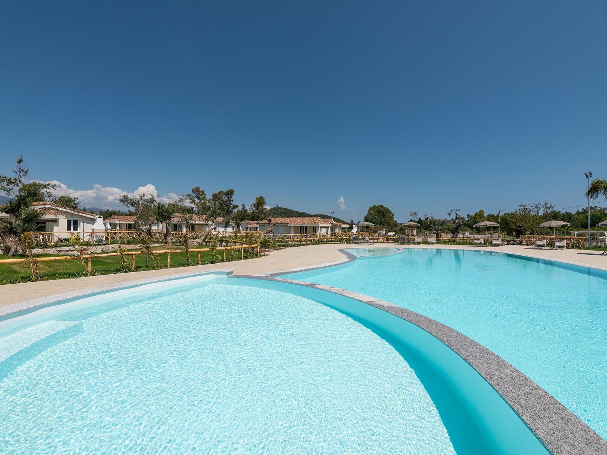 Ville D'Ogliastra 2 - Marina Suites Cardedu Exteriör bild