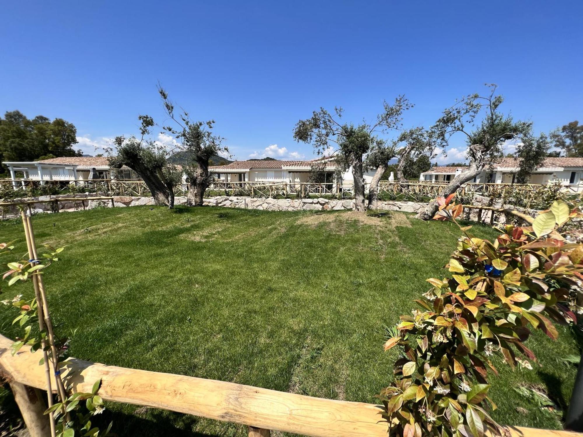 Ville D'Ogliastra 2 - Marina Suites Cardedu Exteriör bild